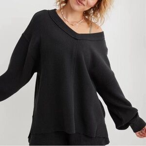 AERIE RIBBED V-NECK PULLOVER SWEATER